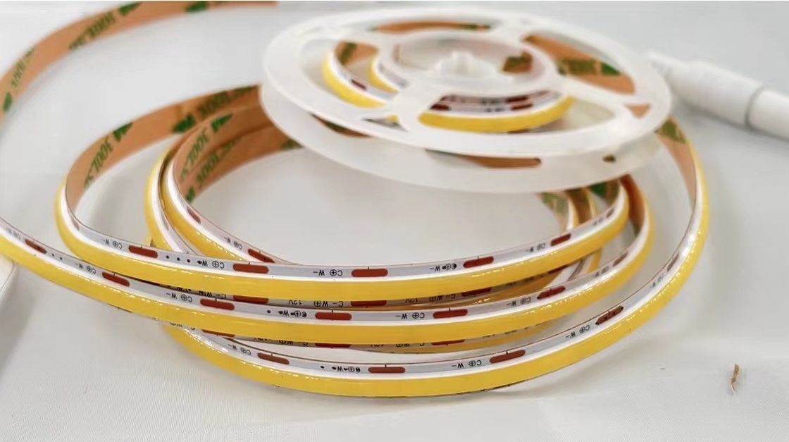 90 CRI COB 560leds CCT Dimmable LED Strip 8mm PCB dla energooszczędnego oświetlenia przyjaznego środowisku w Europie