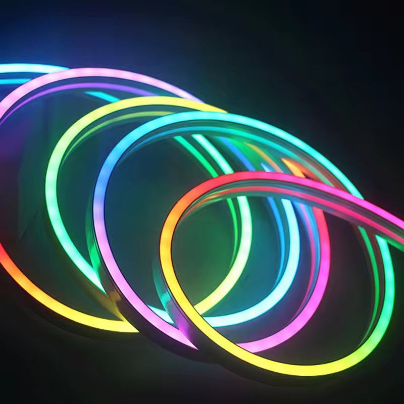DIY Design Zmiana koloru RGBIC 24V Silicone Tube Neon LED Strip Light Neon Rope For Game Room In Europe