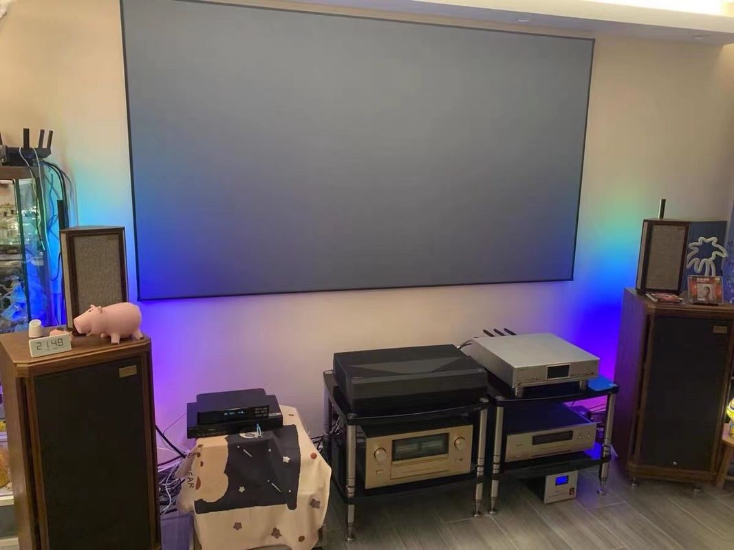 Regulowana inteligentnie sterowana lampa kątowa RGB do dekoracji świątecznej w prostym projekcie