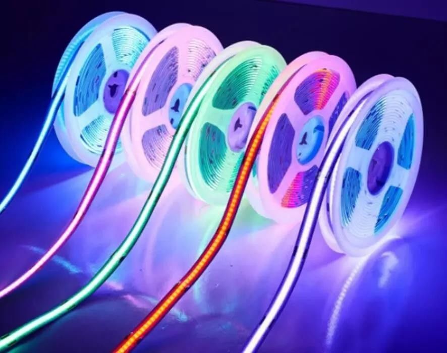 Lampa Przepływ światła lm 1000 24V 576leds/meter RGB COB LED Soft Light Strip Direct Good