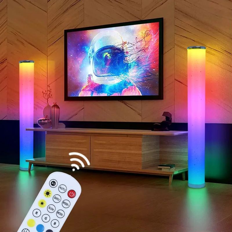 Niestandardowa aplikacja Atmosphere Wi-Fi i zdalnie sterowana lampa podłogowa LED do sypialni w inteligentnym domu