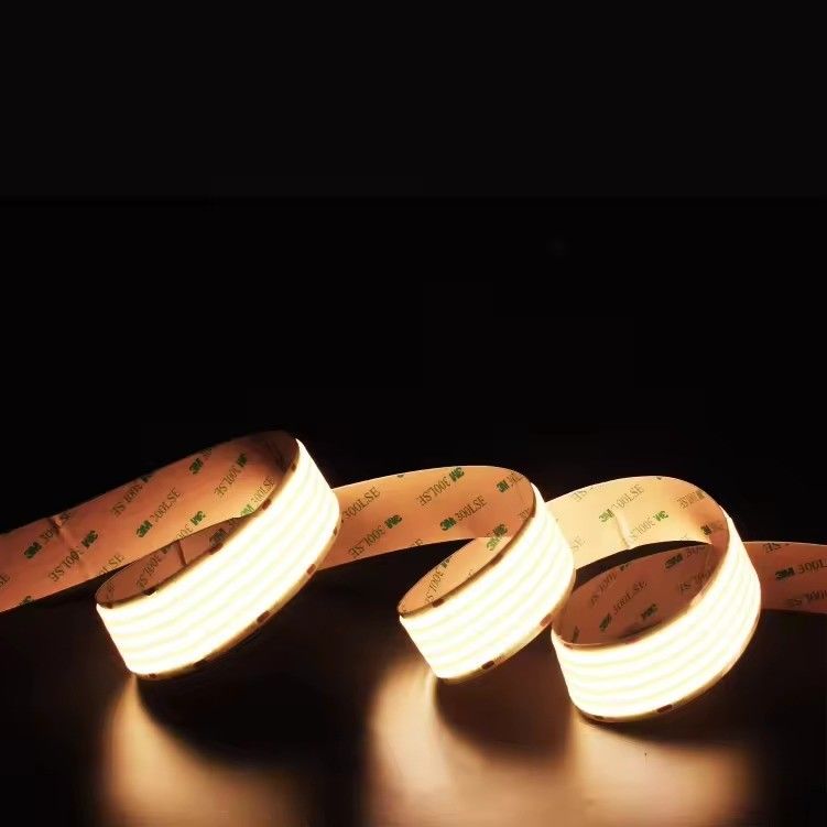 Super szerokie 1600LED Ultra szerokie COB LED Strip 80 Indeks odwzorowania kolorów IP20 Ocena 30000 godzin roboczych dla projektu