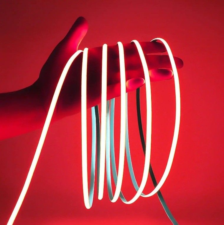 Długotrwałe światło COB Led Strip Light z przyciemniaczem 3mm Ultra Slim 400Leds/m Biała taśma COB 50000 godzin Idealny